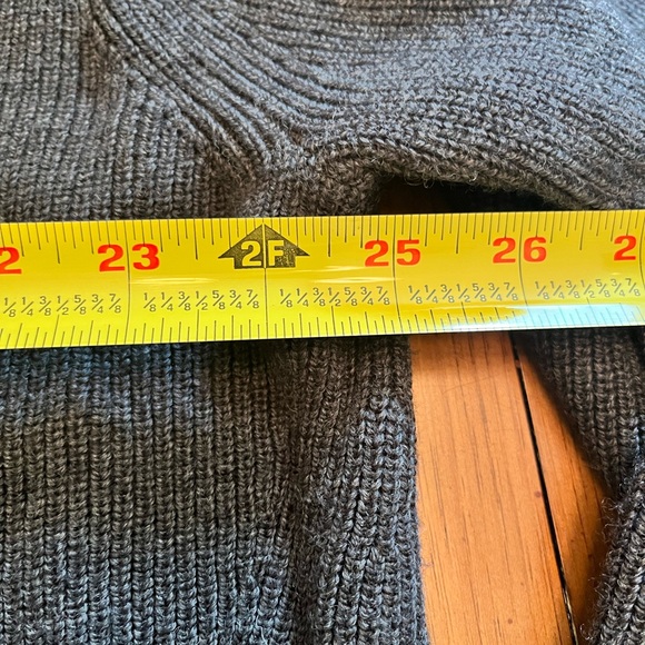 Lululemon merino wool blend ribbed crew neck sweater - Picture 3 of 4